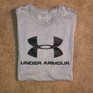 Men’s medium Under Armour Athletic T-shirt